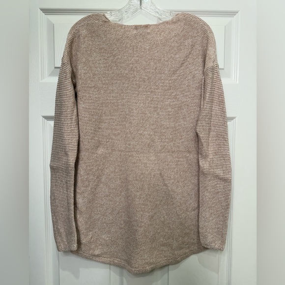 Old Navy Sweater - Picture 2 of 3